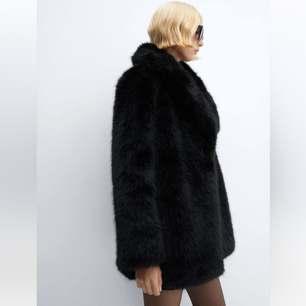 Black Faux fur Hooded Coat MANGO NEW